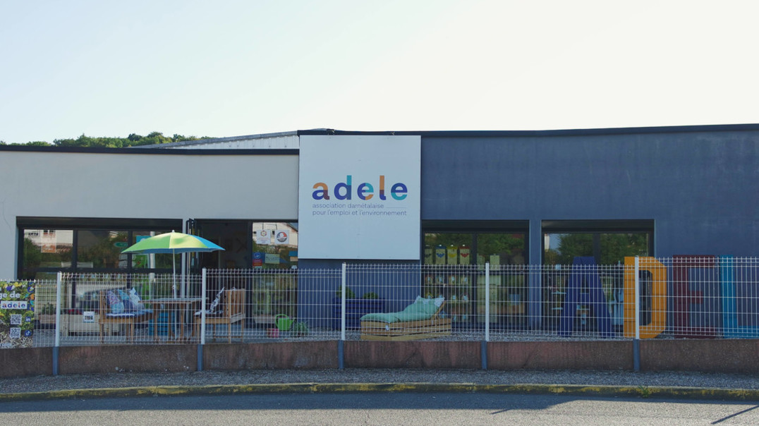 adele siège